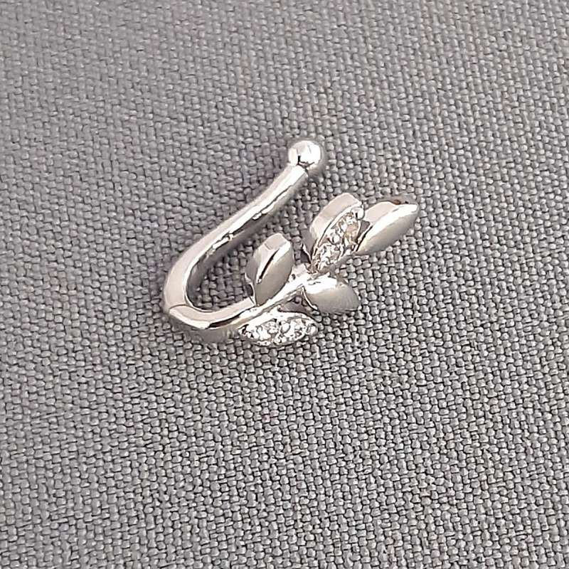 پیرسینگ بینی زنانه مدل برگ کد zrk-27