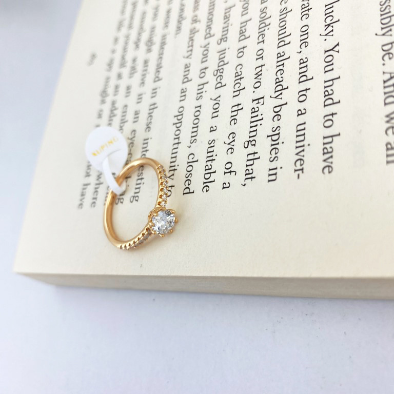 انگشتر زنانه ژوپینگ مدل تک نگین کد R4159 انگشتر زنانه ژوپینگ مدل تک نگین کد R4159