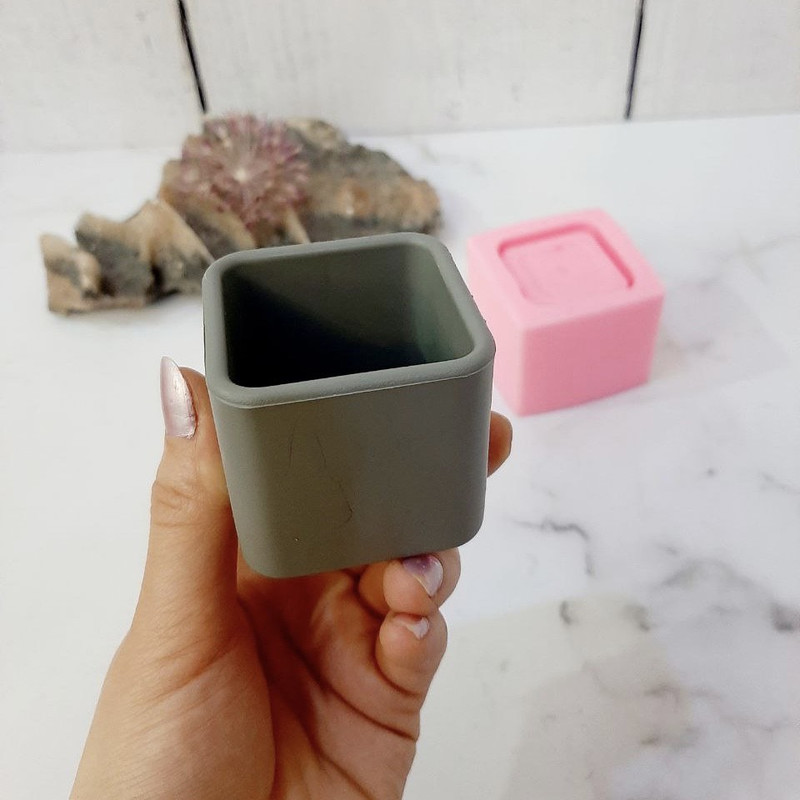 قالب سیلیکونی مدل گلدان طرح مربع