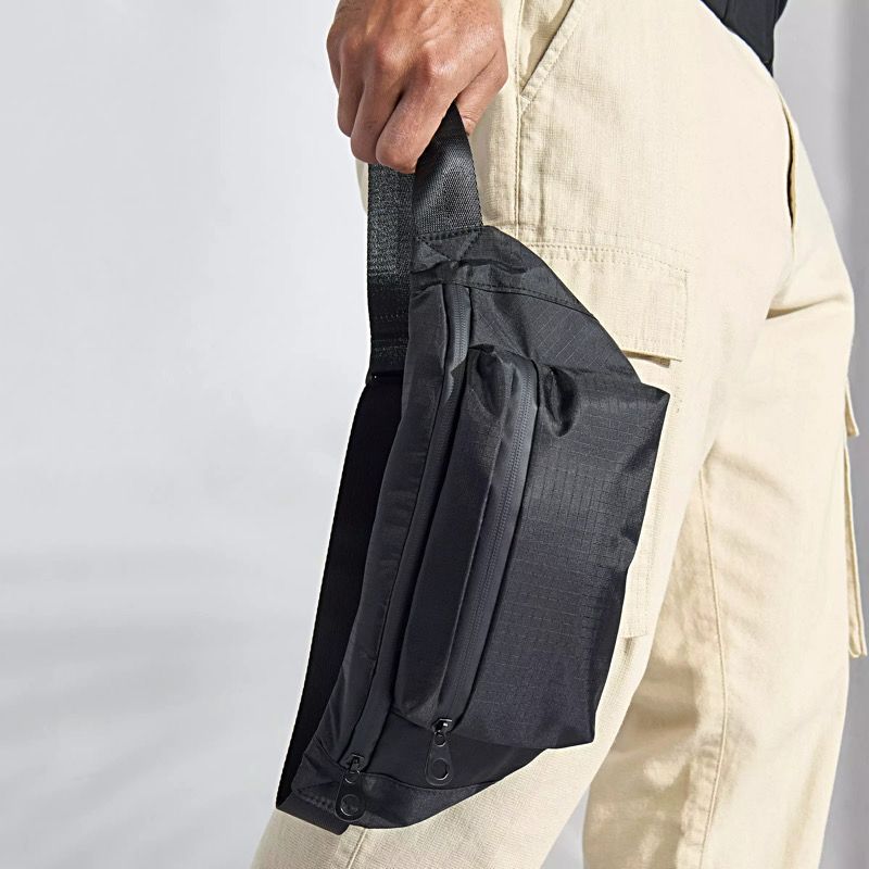 کیف کمری مردانه مکس مدل Plain Crossbody with Zip Closure -  - 4