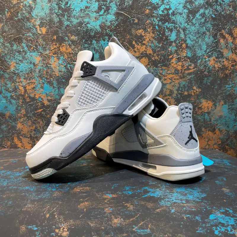 کفش بسکتبال مدل   AJ 4 WHBKGRY-120005052