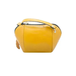 کیف دوشی زنانه مدل چرم طبیع کد 92