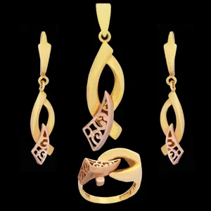 نیم ست طلا 18 عیار زنانه طلای مستجابی کد 01