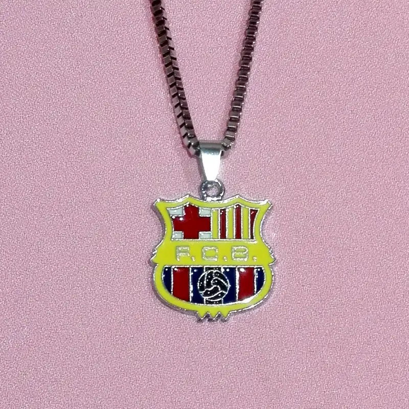 گردنبند مدل بارسلونا F.C.B
