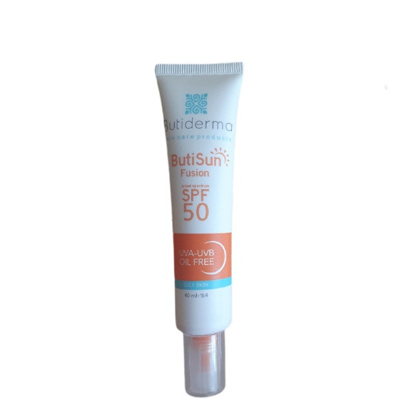 کرم ضد آفتاب بدون رنگ بیوتی درما SPF 50 مدل Fusion مناسب پوست های چرب و مختلط حجم 40 میلی لیتر