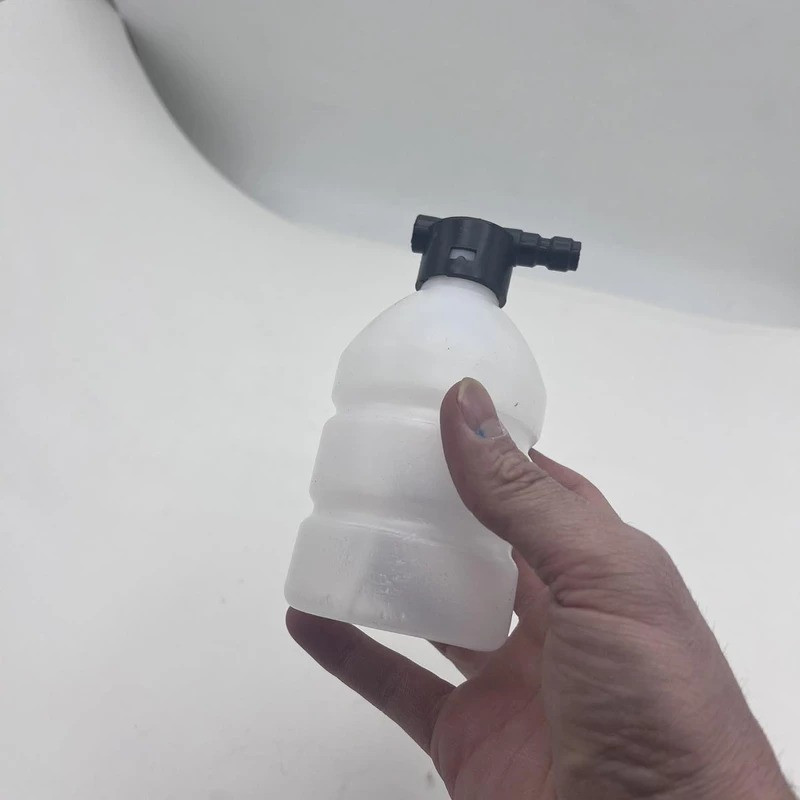 کارواش شارژی مدل ِDB به همراه باطری اضافی کارواش شارژی مدل ِDB به همراه باطری اضافی