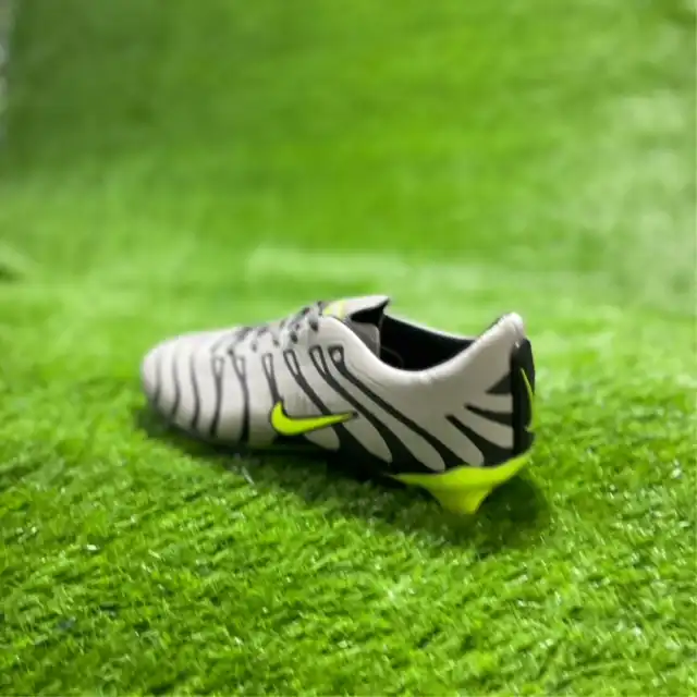 کفش فوتبال مردانه مدل استوک دار امباپه 0062