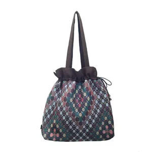 کیف رودوشی پارچه ای طرح جاجیم