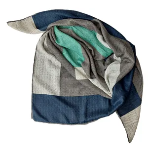 روسری زنانه مدل راه راه