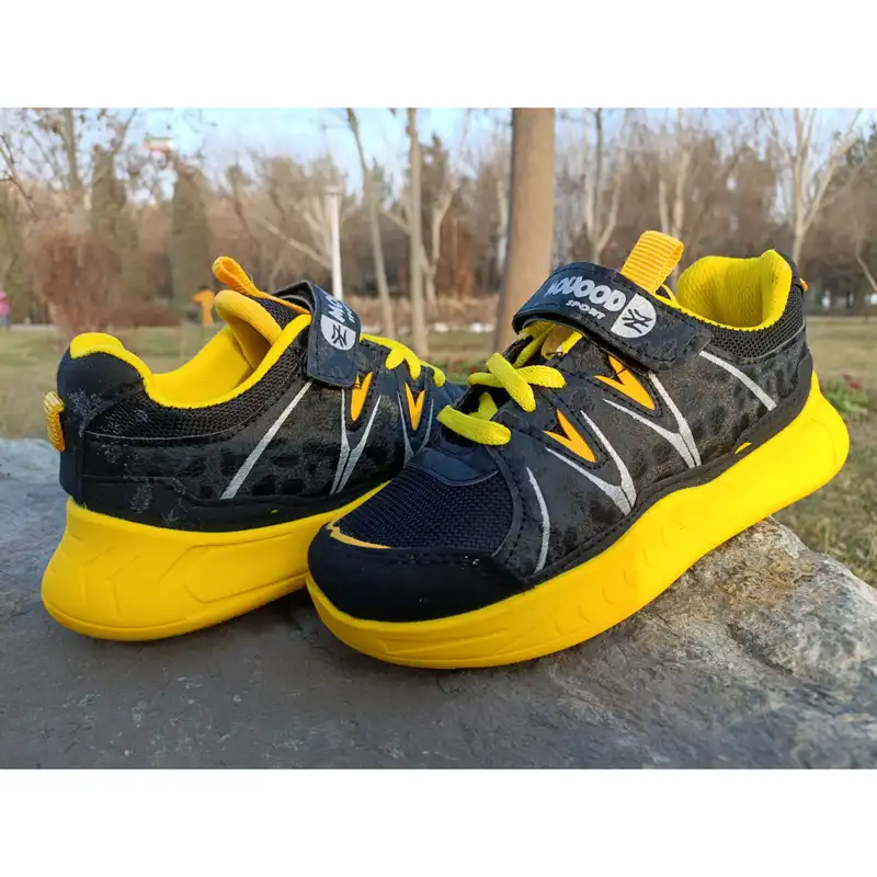 کفش مخصوص پیاده روی بچگانه مدل رایان طبی کد p.a.t رنگ زرد