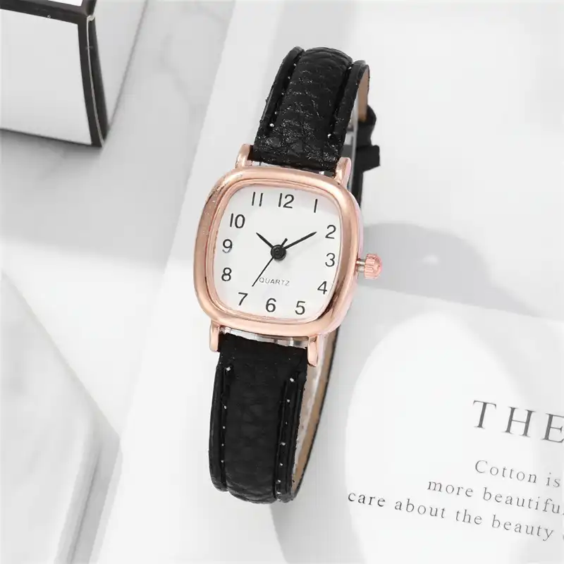 ساعت مچی عقربه ای زنانه مدل کلاسیک بند چرم کد 2