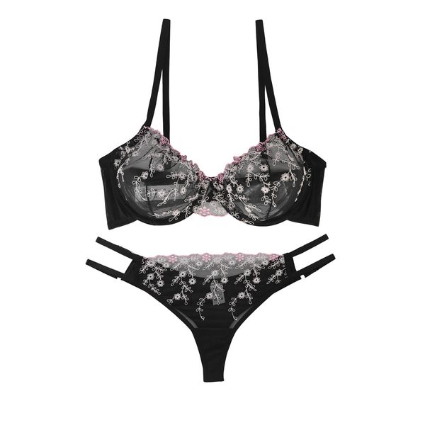 ست شورت و سوتین زنانه برتا مدل توری کد 2020WP