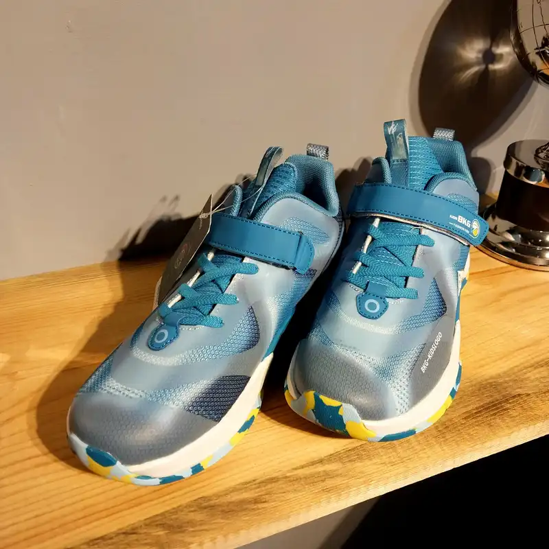 کفش راحتی بچگانه بی کی جی کیدز مدل 23160