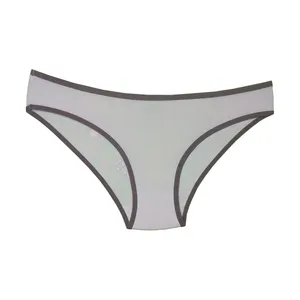 شورت دخترانه طرح پروانه کد 01  رنگ کرم