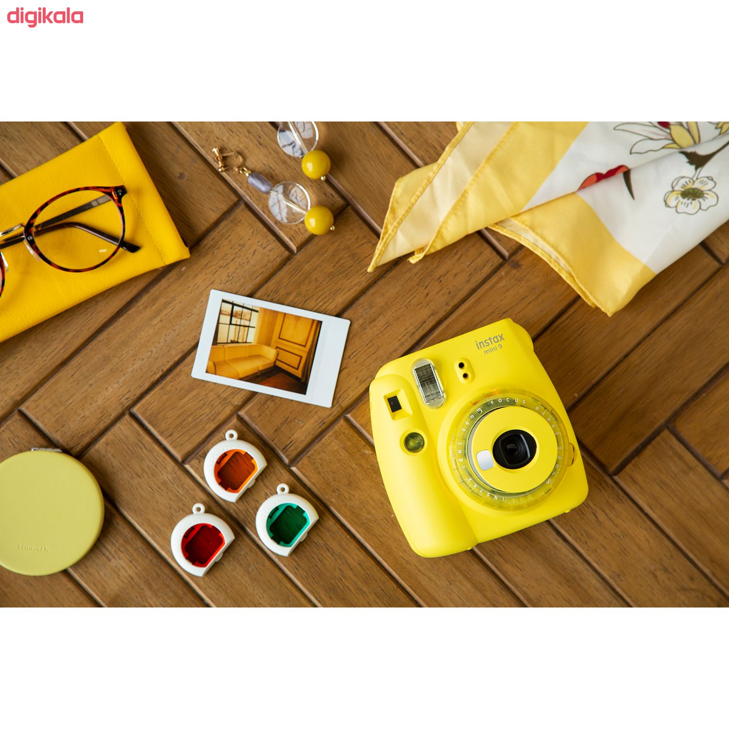 دوربین عکاسی چاپ سریع فوجی فیلم مدل Instax Mini 9 Clear به همراه یک بسته فیلم مدل Despicable Me بسته ۱۰ عددی main 1 29