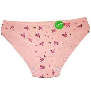 شورت زنانه مدل گلدار کبریتی