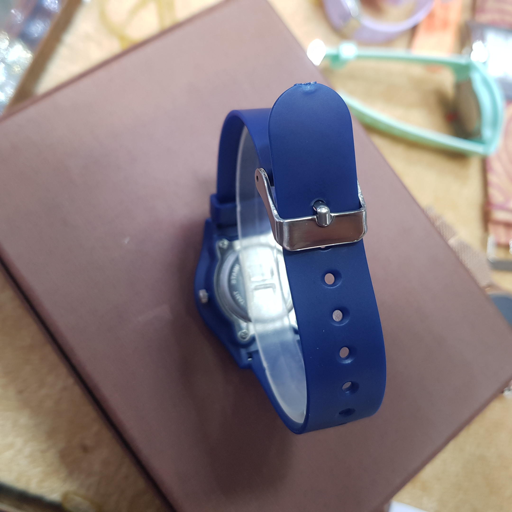 ساعت مچی عقربه ای بچگانه امپاور مدل 88ki04 ساعت مچی عقربه ای بچگانه امپاور مدل 88ki04