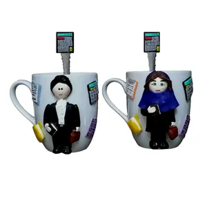 ماگ سرامیکی مدل حسابدار دختر و پسر کد 03002 مجموعه 2 عددی به همراه قاشق