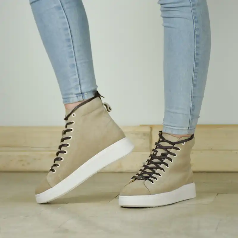 نیم بوت زنانه کرمانی مدل چرم دستدوز جیر کد 651 رنگ خاکی