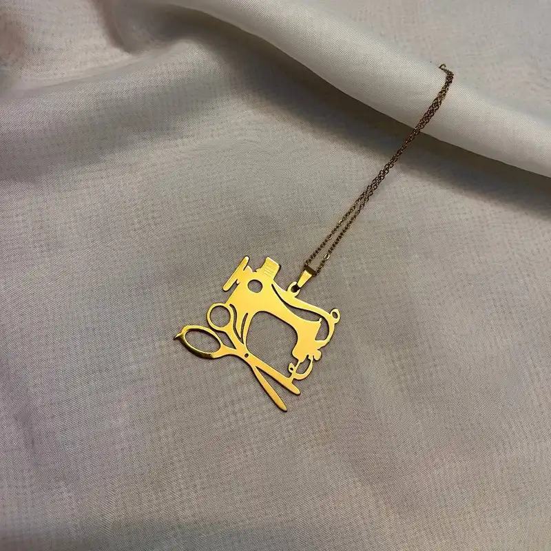 گردنبند زنانه مدل چرخ خیاطی