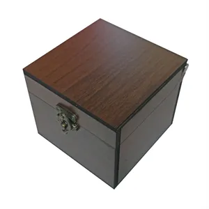 جعبه هدیه طرح مربع مدل B1067
