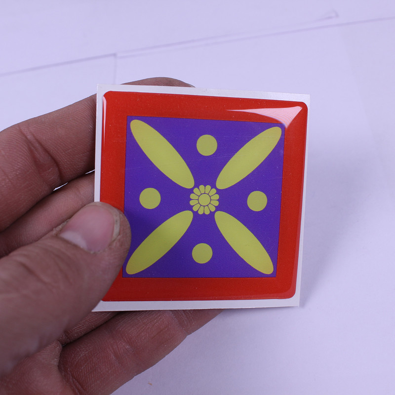 برچسب خودرو مدل ژله ای طرح درفش کاویانی