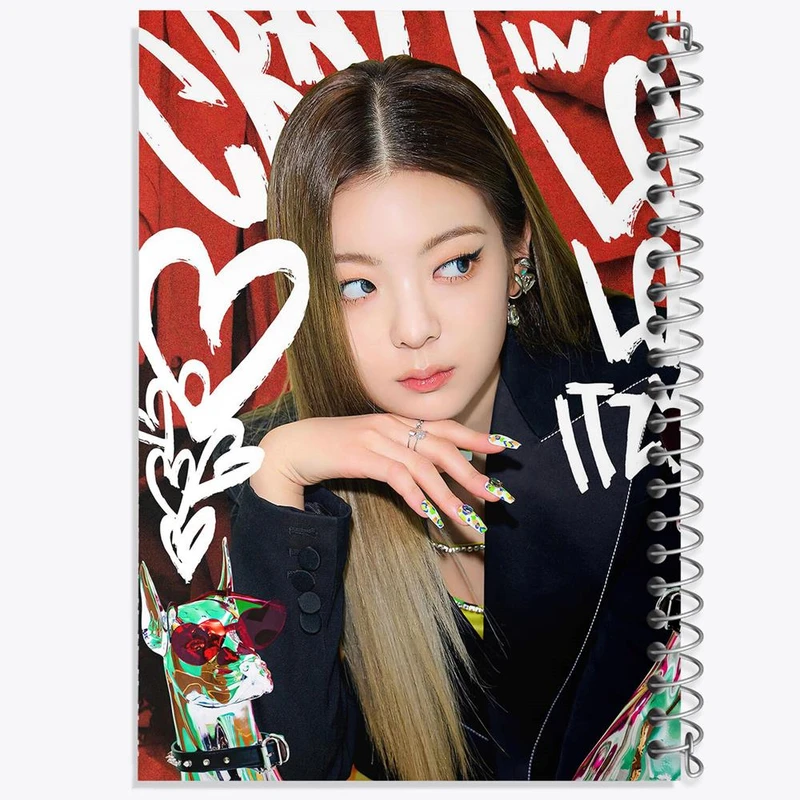 دفتر نت موسیقی 50 برگ خندالو مدل لیا گروه ایتزی ITZY کد 20198