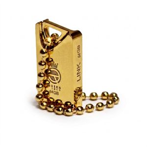 فلش مموری کوئین تک مدل GLINK ظرفیت 64 گیگابایت با رابط USB 2.0، بدنه فلزی مقاوم در برابر آب و ضربه، طراحی فشرده و زنجیر محافظ، سرعت انتقال 30 مگابایت بر ثانیه، سازگار با انواع سیستم‌عامل‌ها و دستگاه‌های USB