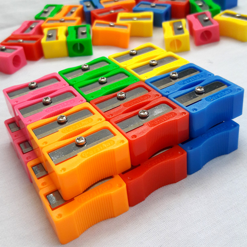 تراش پارسیکار مدل مدرسه الفبا کد 40 بسته 24 عددی