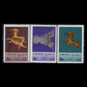 تمبر یادگاری مدل هفته موزه مجموعه 3 عددی 