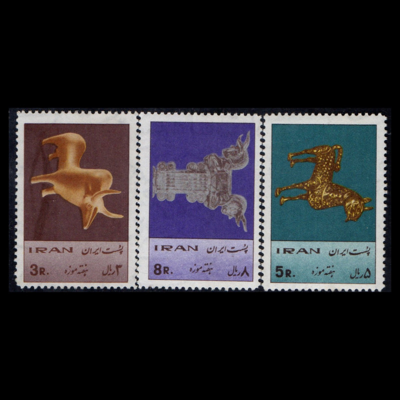 تمبر یادگاری مدل هفته موزه مجموعه 3 عددی