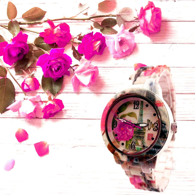 ساعت مچی عقربه ای زنانه مدل پاریس کد 111 ساعت مچی عقربه ای زنانه مدل پاریس کد 111