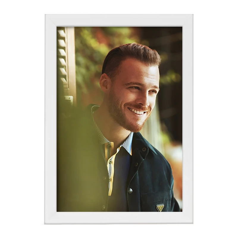 تابلو خندالو مدل کرم بورسین (Kerem Bürsin) کد F10230