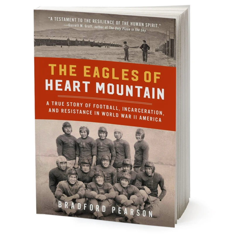 کتاب The Eagles of Heart Mountain اثر Bradford Pearson انتشارات Simon and Schuster Inc