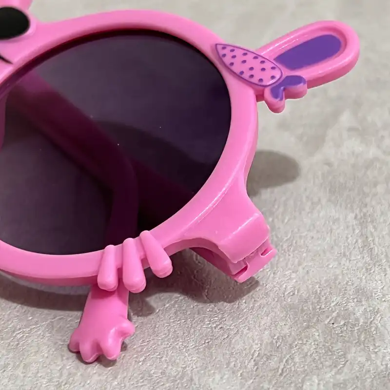 عینک آفتابی بچگانه مدل خرگوش B A N Y کد PI N 2  DA RK