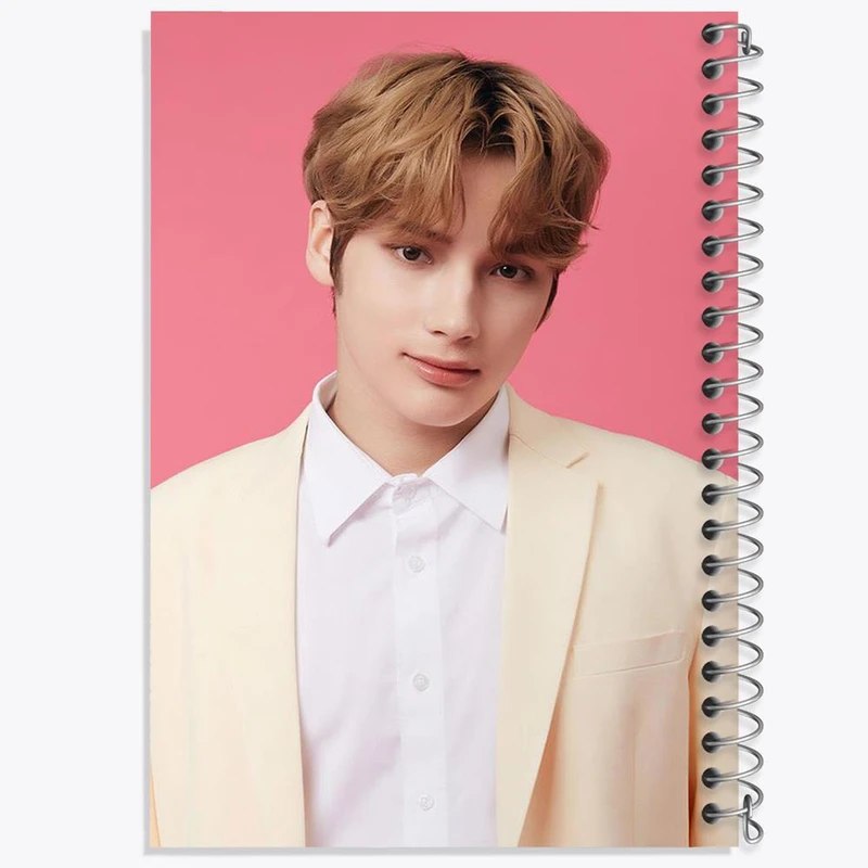 دفتر شطرنجی 50 برگ خندالو طرح بومگیو گروه تی اکس تی TXT کد 20069