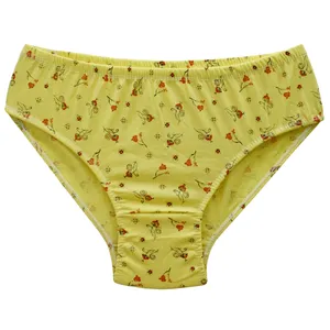 شورت زنانه مدل سوپر نخی طرح گل رنگ زرد