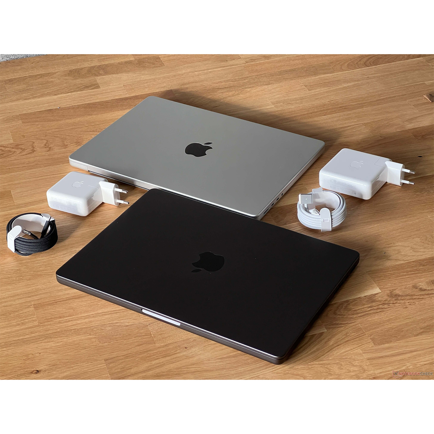 قیمت و خرید لپ تاپ 14.2 اینچی اپل مدل MacBook Pro MRX53 2023 قیمت و خرید لپ تاپ 14.2 اینچی اپل مدل MacBook Pro MRX53 2023