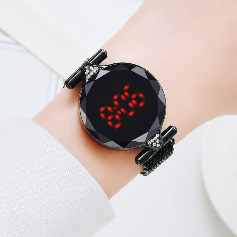 ساعت مچی دیجیتال دخترانه مدل F1 ساعت مچی دیجیتال دخترانه مدل F1