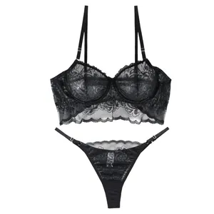 ست شورت و سوتین زنانه برتا مدل فنردار توری کد 4088AB