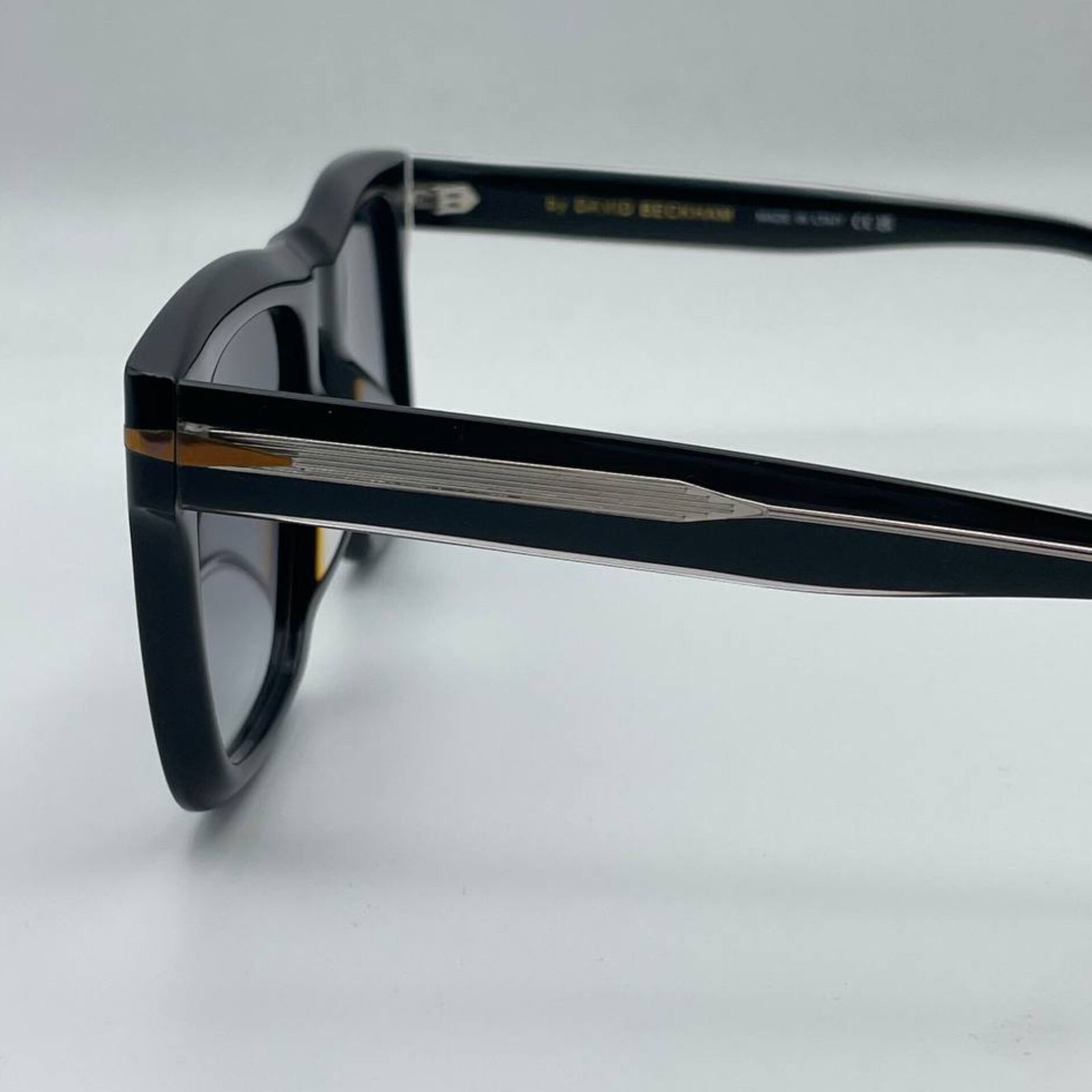 عینک آفتابی مربعی غیر پلاریزه دیوید بکهام مدل DB7020 02 -  - 7