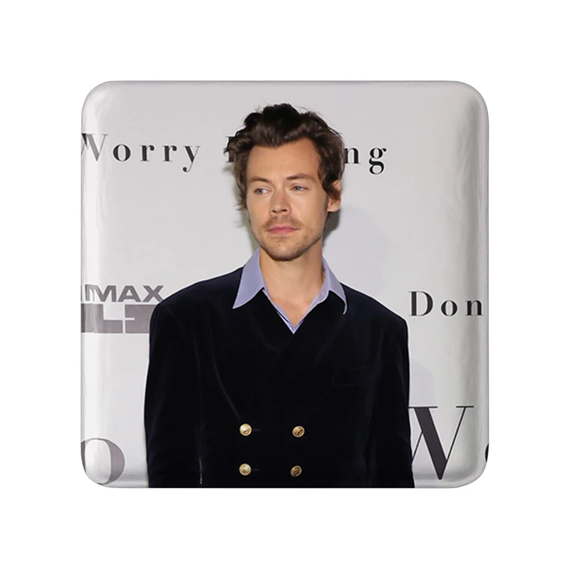 مگنت خندالو طرح هری استایلز گروه موسیقی وان دایرکشن One Direction  مدل مربعی کد 18884
