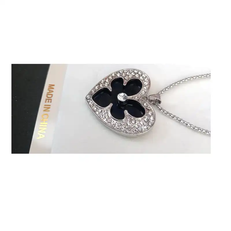 نیم ست زنانه مدل قلب کد HEART-BLK-2022
