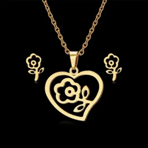 نیم ست طلا 18 عیار زنانه مدل گل