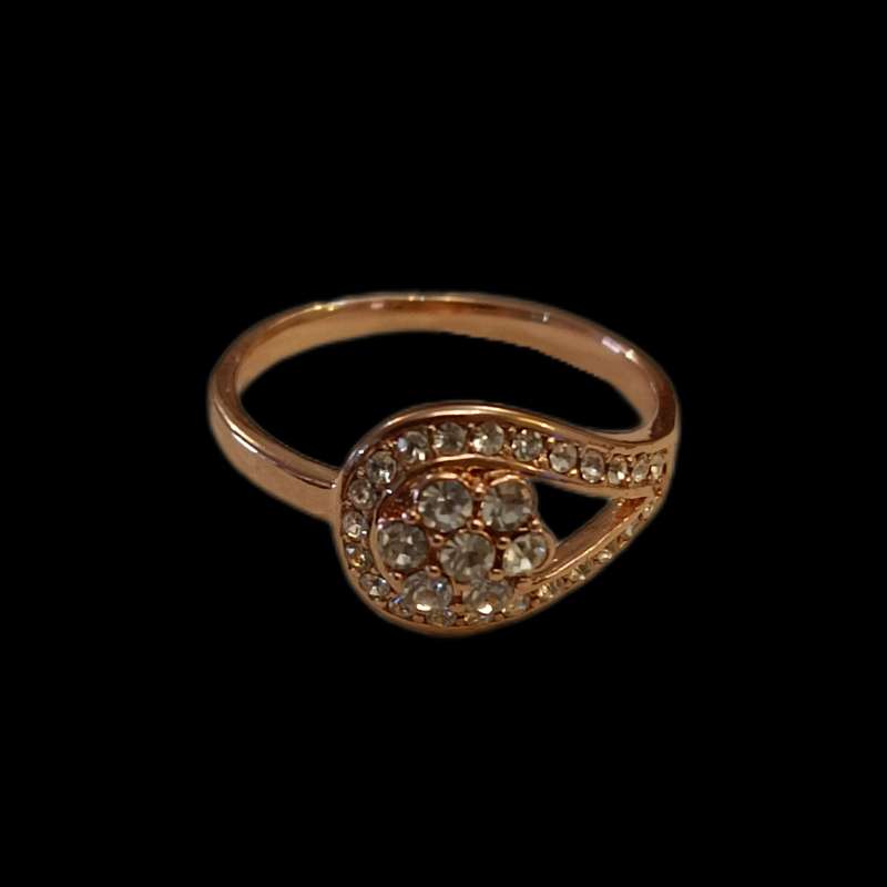 انگشتر زنانه مدل نگین دار انگشتر زنانه مدل نگین دار