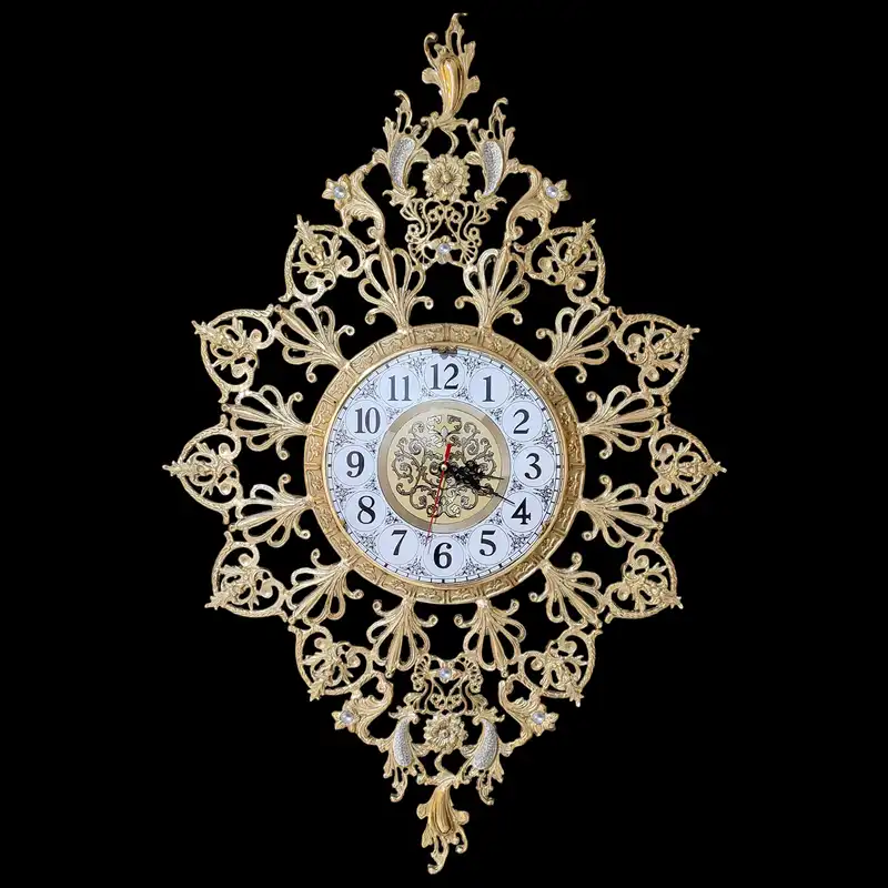 ساعت برنجی مدل نیکا