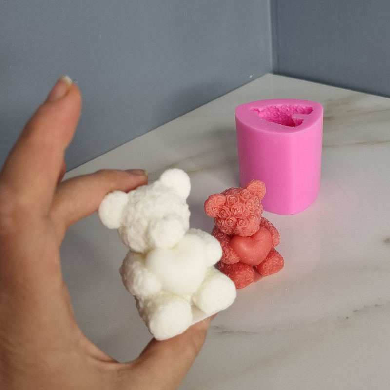 قالب شمع مدل خرس تدی گل گلی قلب به دست کد C 06CM
