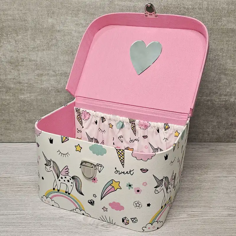 کیف لوازم آرایش زنانه مدل چمدانی طرح یونیکورن