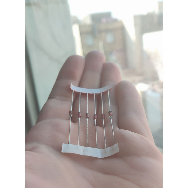 دیود زنر 12ولت 1وات ان اکس پی مدل 1N4742 کد SZ01 بسته 12 عددی