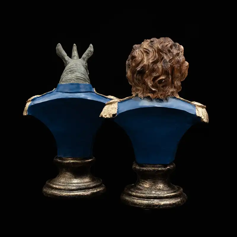 سردیس مدل رومیزی طرح شیر و کرگدن بسته 2 عددی